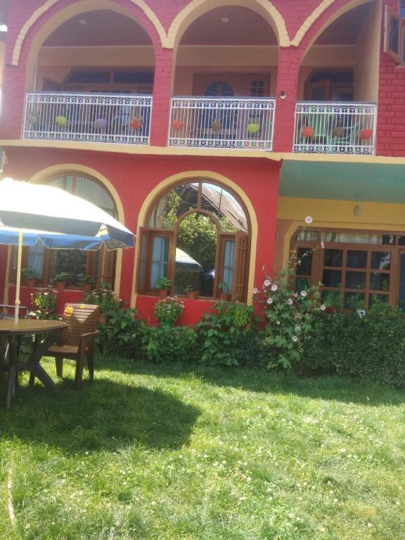 Wani Guest House Gulmarg Luaran gambar